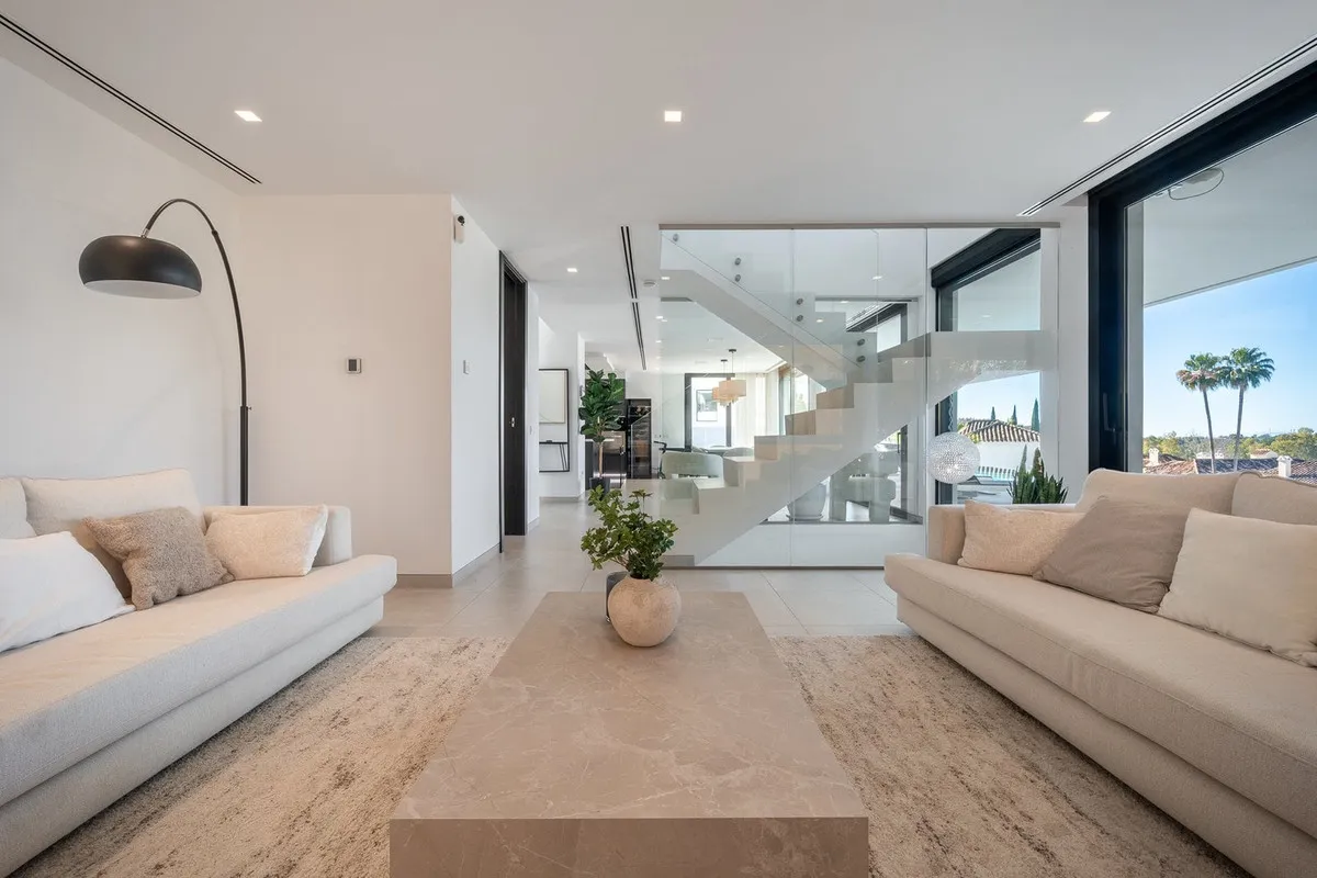 65fa9c56-a44c-4854-b041-9299f55912e5