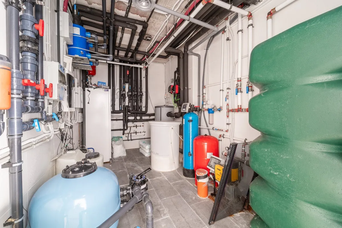 a6ba96d5-277e-4005-952e-369551c845e0