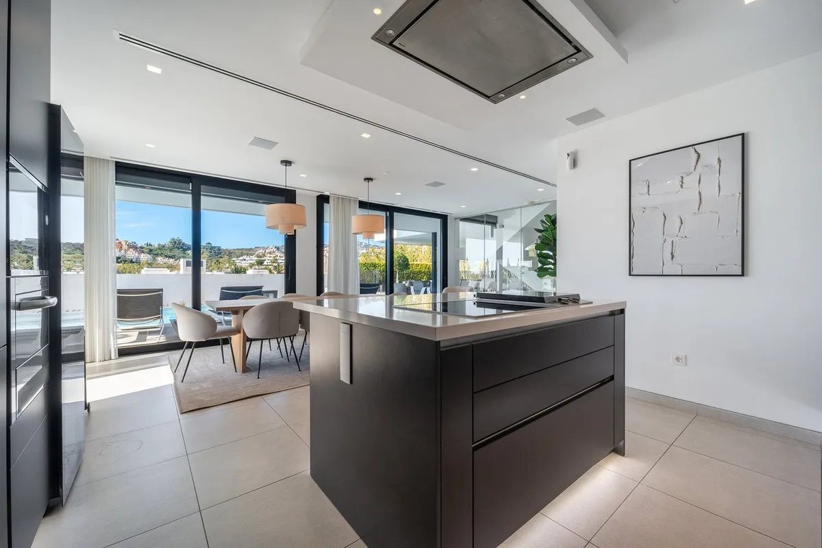 b40f4ede-f34d-4fe9-884a-d737f2ca9d4f