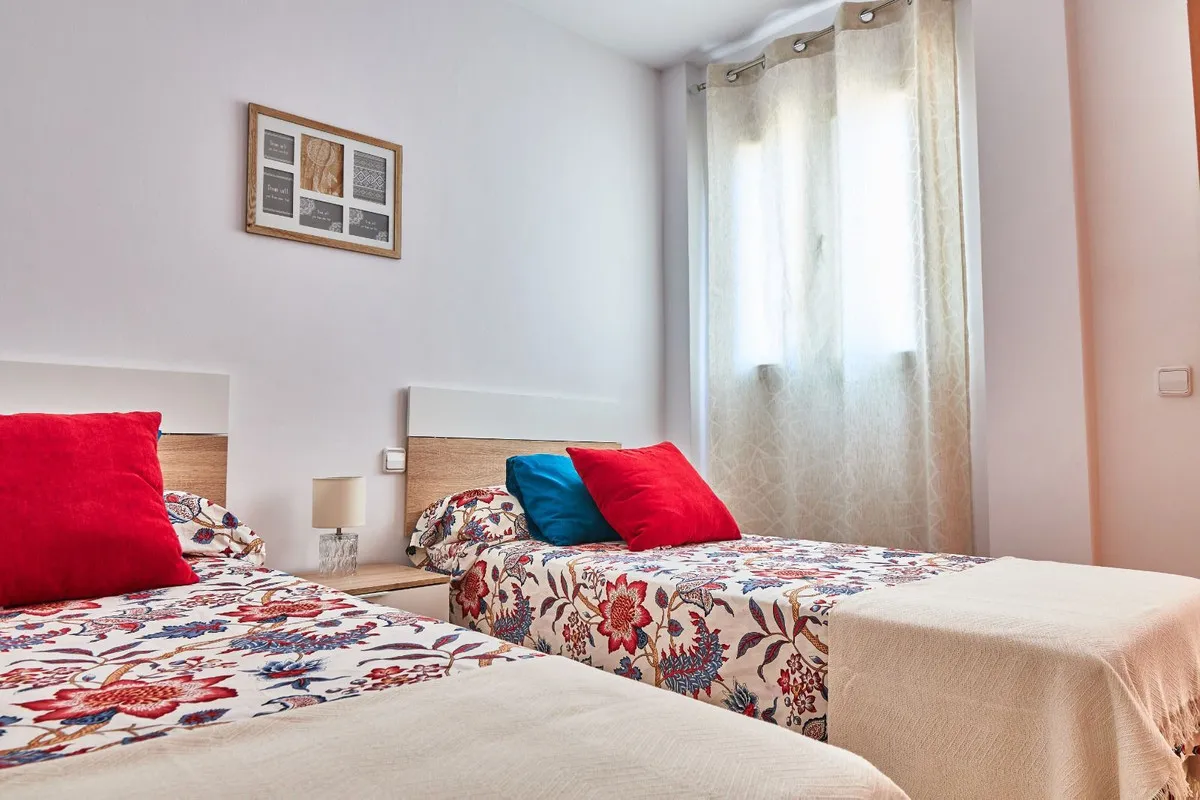 8af6b8a1-1f33-4e0d-9f98-8f766374001c