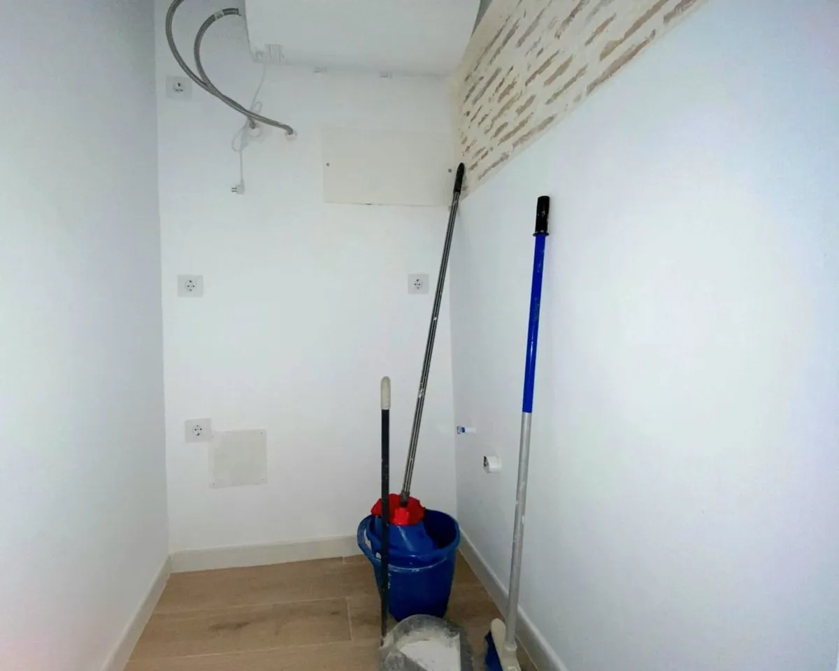 9f5ad456-5f21-4cb7-9db7-4e62acc42650