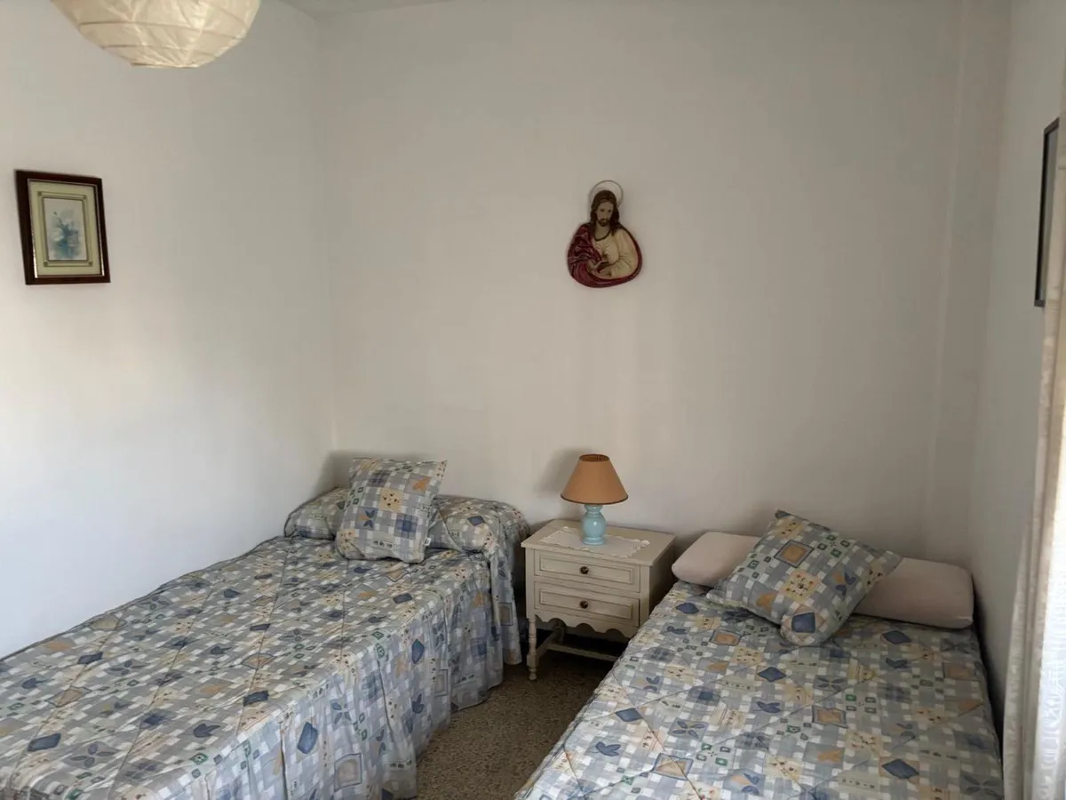 3c3e2840-5a29-4561-9441-e1bf5d00e85f