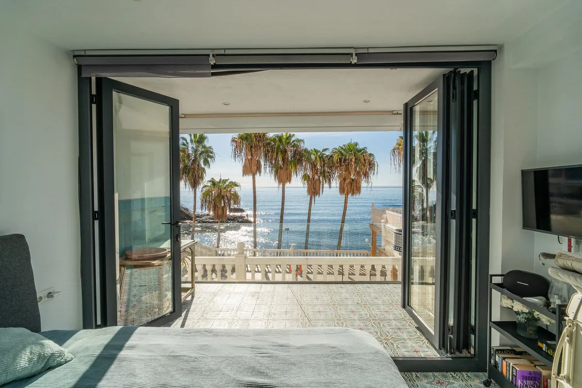 1c23c2fd-c4a2-4222-a167-8c4348459fc9