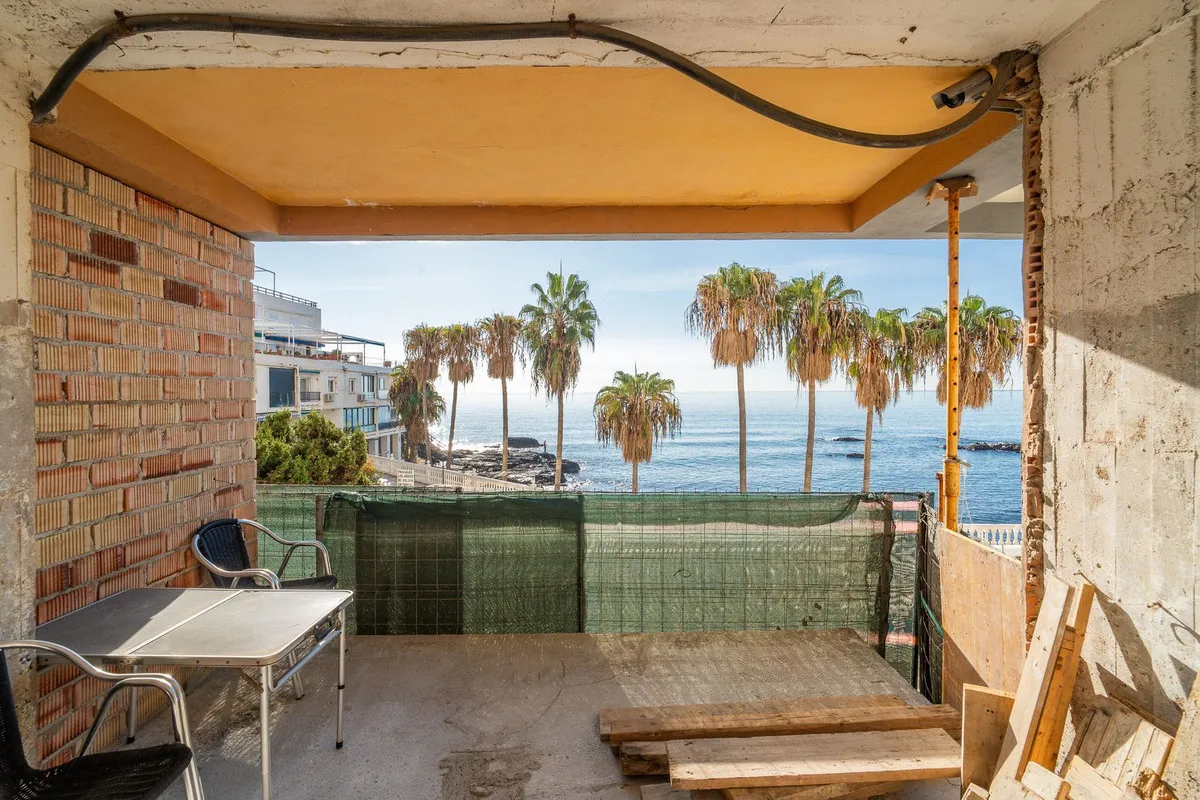 59d57b11-ded7-46dc-95aa-f6d775d6bc88