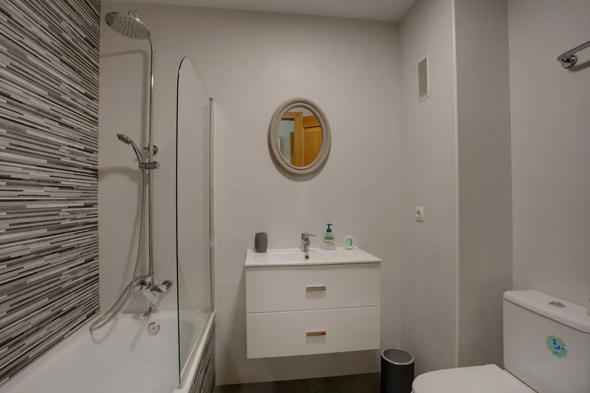 93296f8a-2281-4d66-a2ed-5ba904754cf9