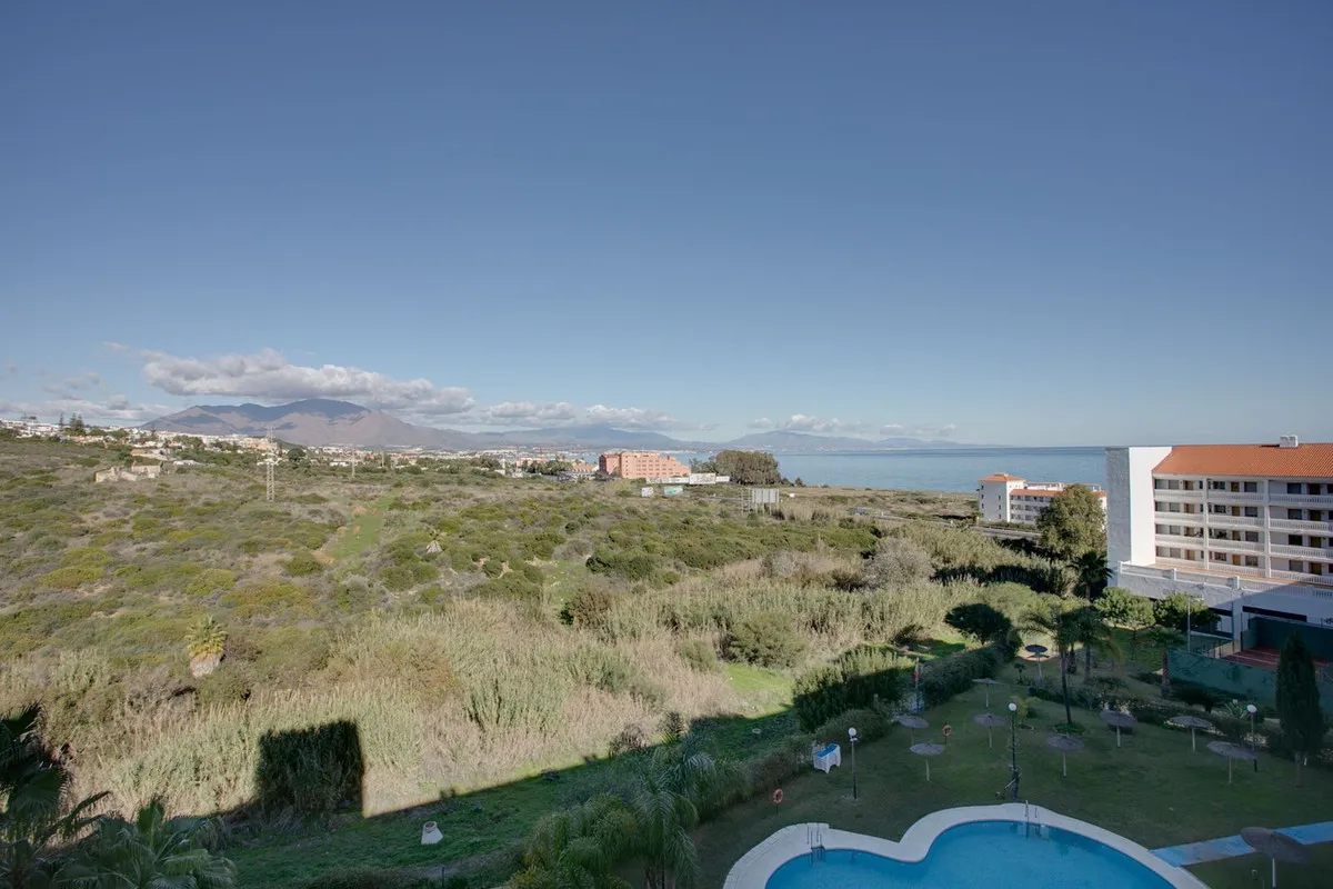 abd8fcdf-6de8-408a-b36c-82502e013fb8