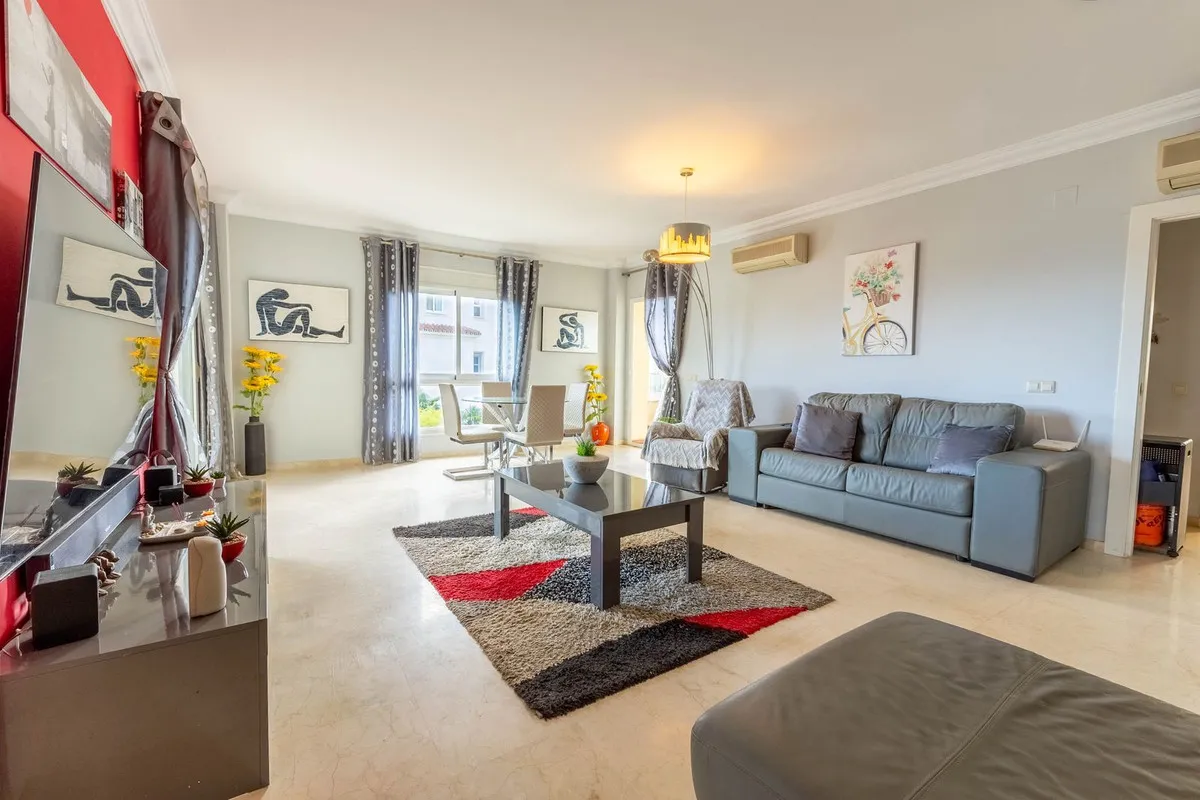 0f0c8fc9-4fbf-4ad5-963e-70b7bb0a008a