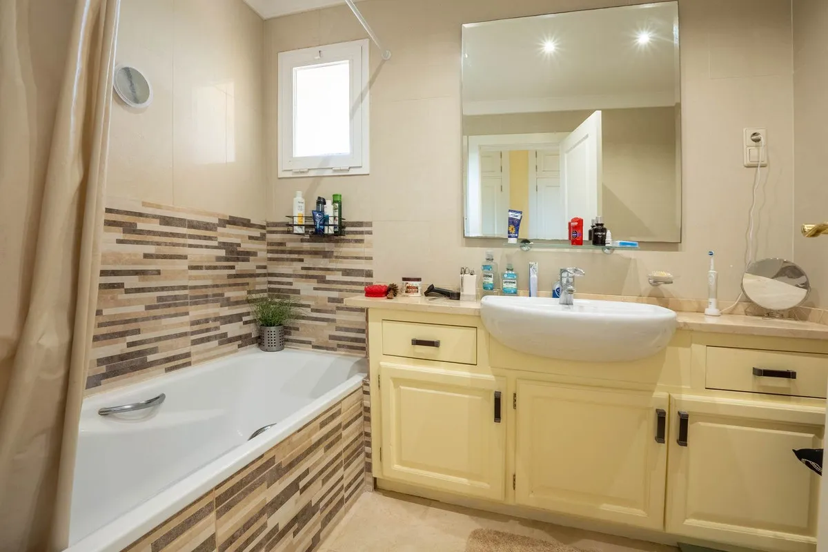 39f2fccb-1e22-4417-9dca-15dec219c3f4