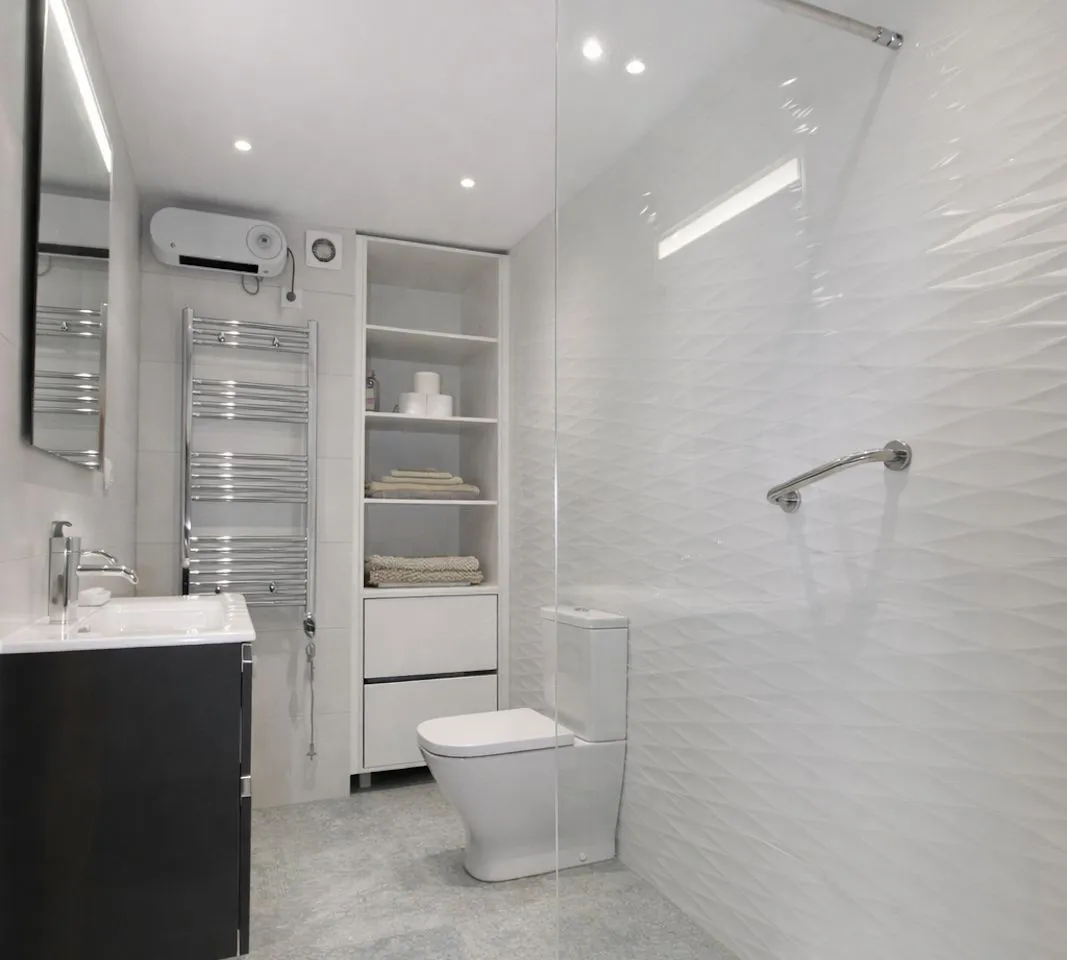 9a4a2734-90a7-4a5d-8709-d7f9438c9ae6