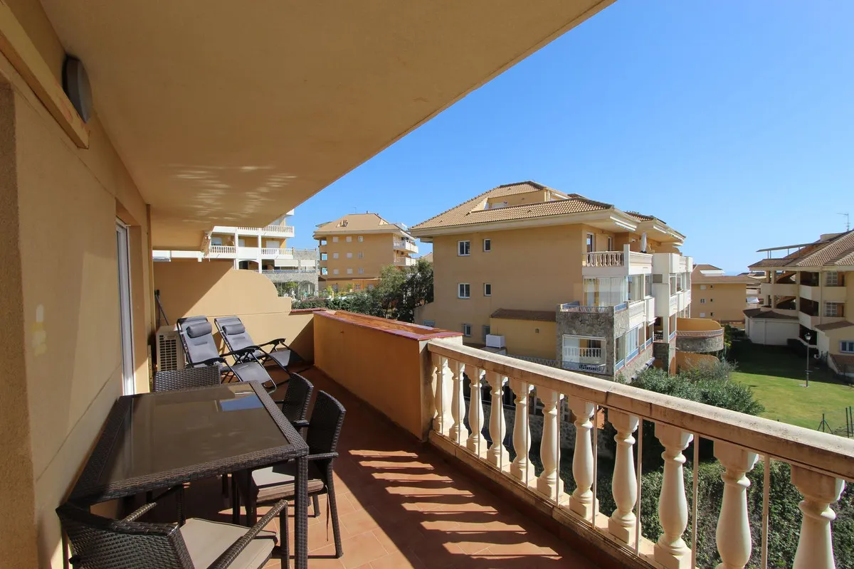 e3b9f59e-93f6-4e50-a207-e57cee377660