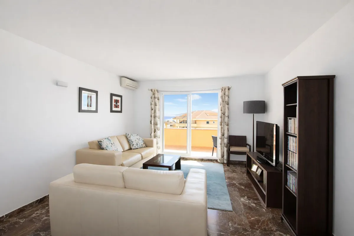 f26ad7cd-31e6-45dd-bd52-d885a32f2ced