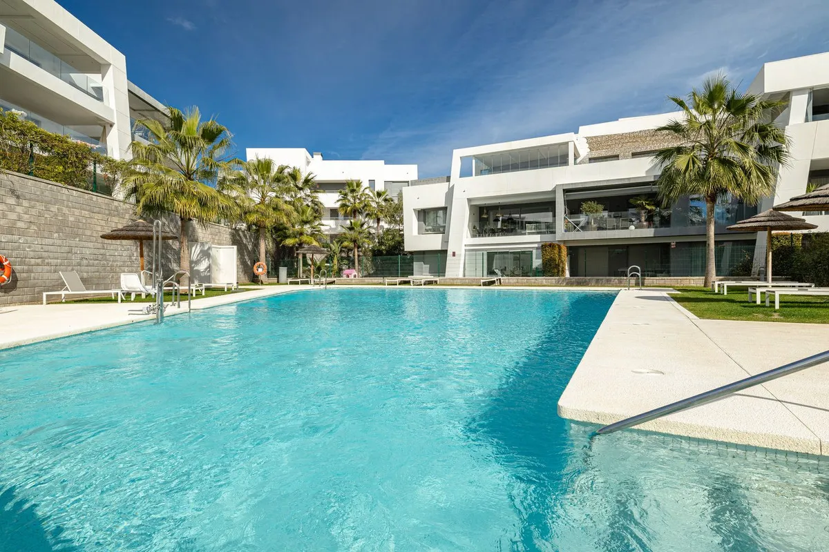 e4cba669-b601-40a3-be49-d57198aa16fc