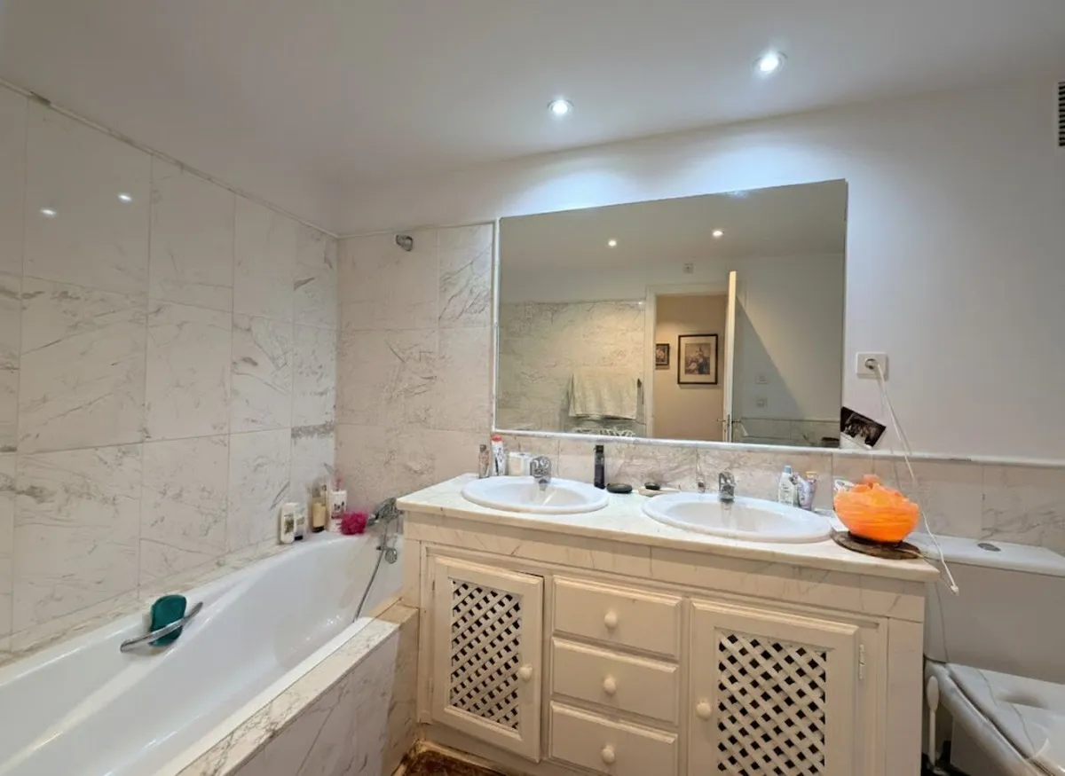 d5b19306-0587-4ab2-a39a-cfe27eebbc31