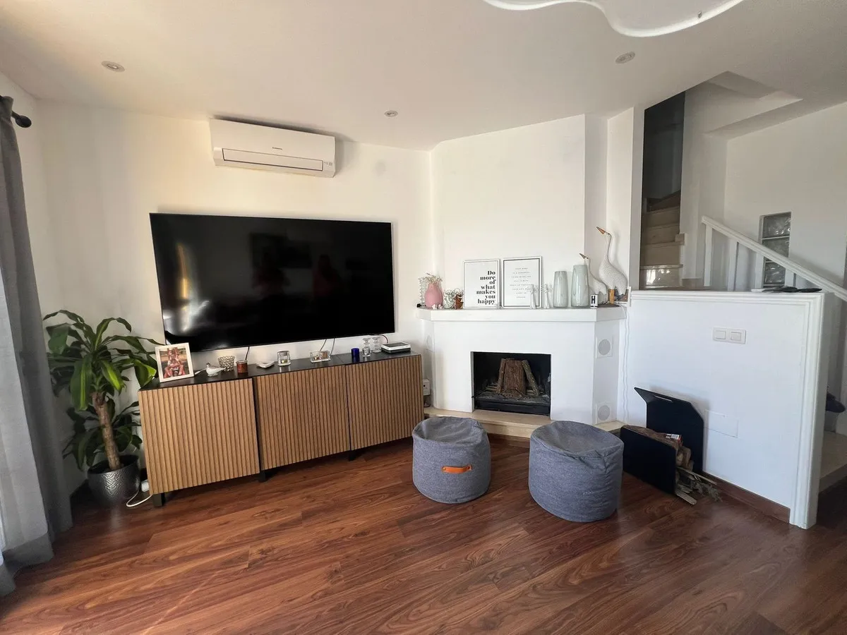 11950eae-e98e-4c2e-9119-b91075a7bfcc