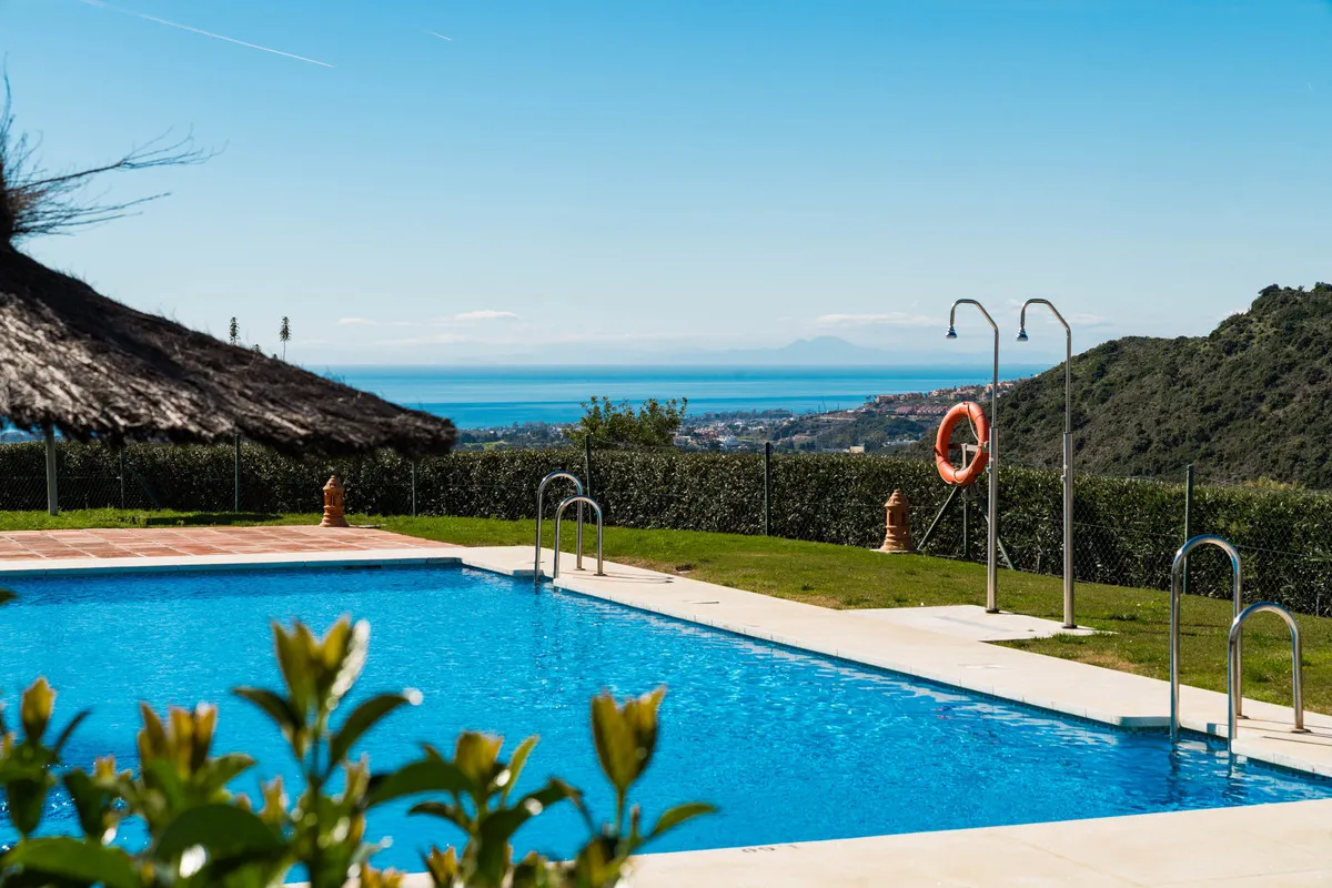 1e5925a5-9db6-4ea7-8274-c41597073729