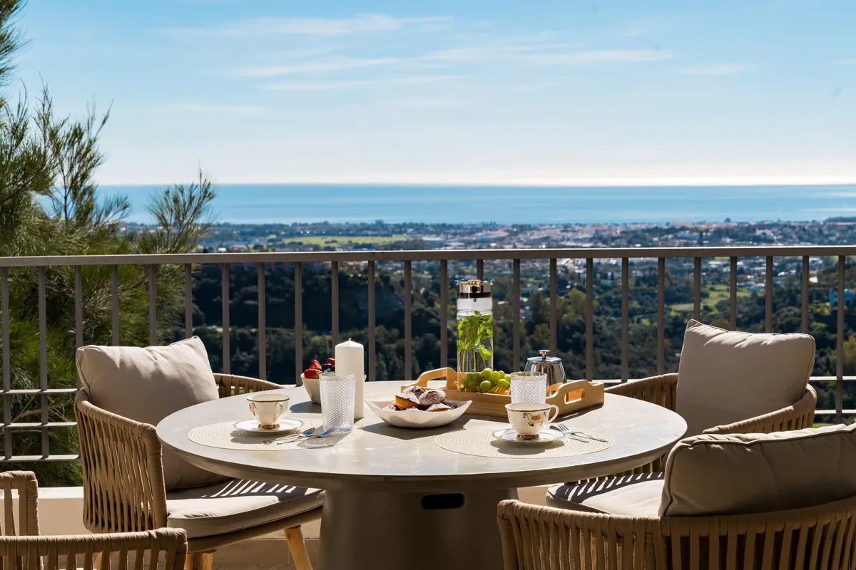 30aba54d-3a81-44b8-be10-0ab3d95ef526