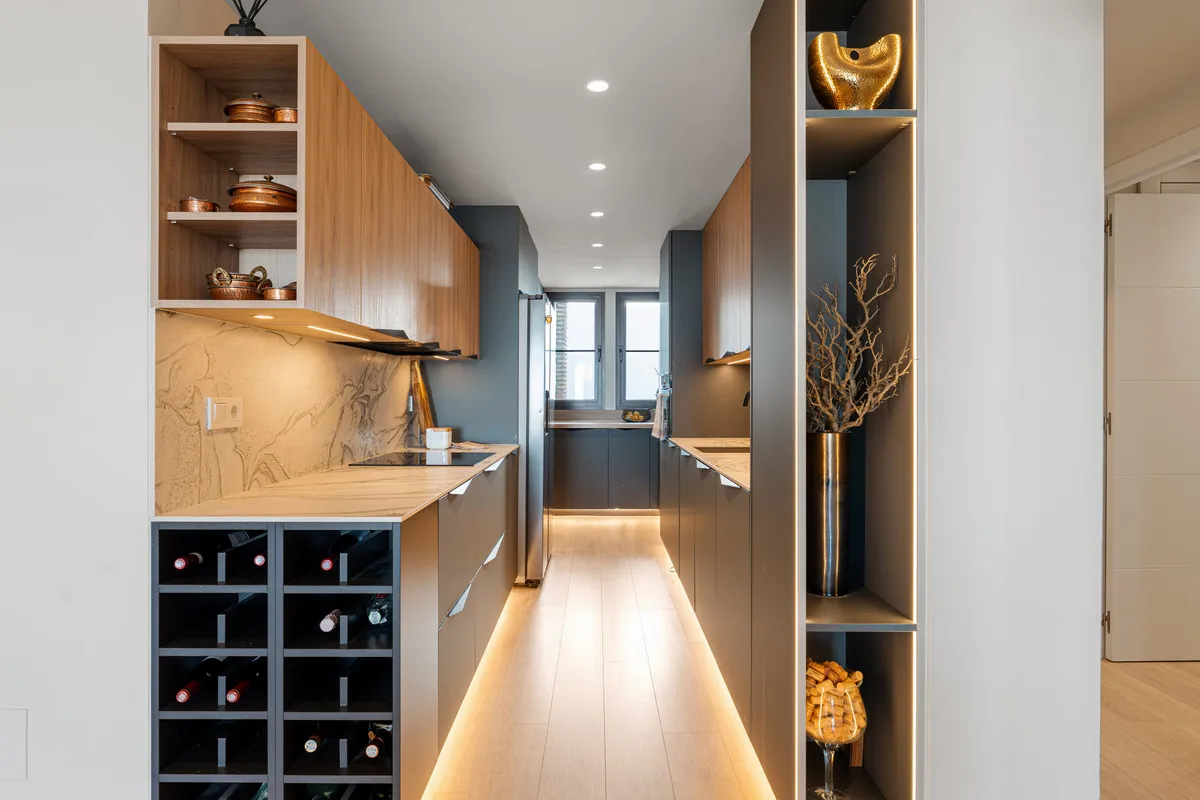 9552c753-e729-4342-b7f6-85c3973cdb64