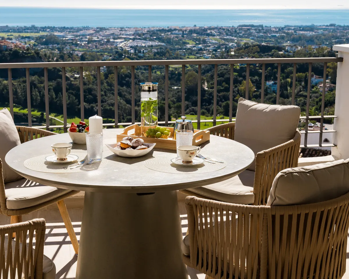 f3823d97-38db-47c7-88c9-1880e3a5c5fb