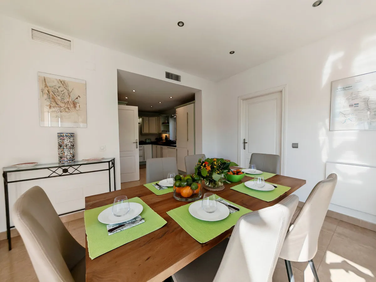 41833a51-a9be-4003-89f6-a38fca46ad8e