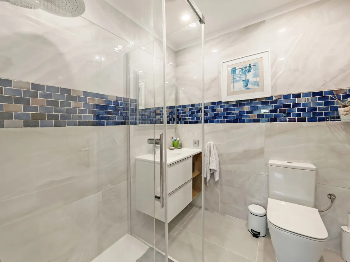 d5739efe-fc72-4912-b2b9-b1dc9d47670f