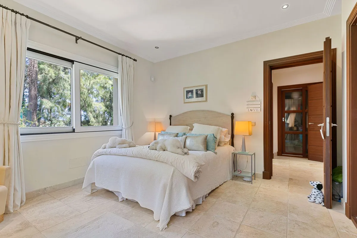 37b9031d-cc44-4a31-a1f9-ab871c420dfc