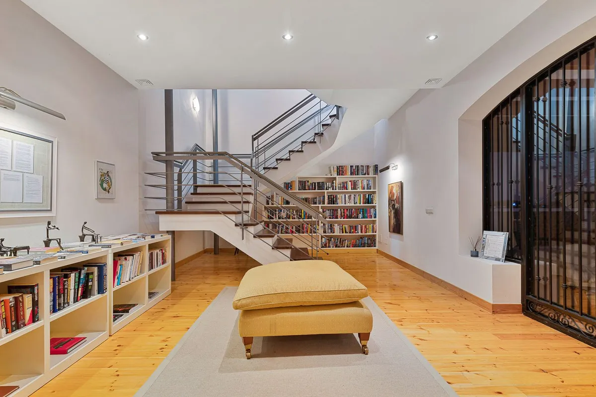 4ea2a689-a1d5-4313-af80-a14747ae7a6f