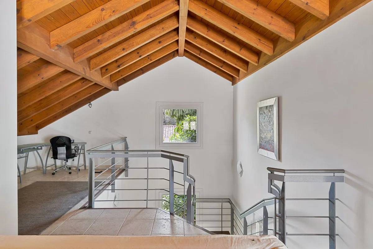 b608dbda-e3d9-4793-a33c-e1a6acb1afa8