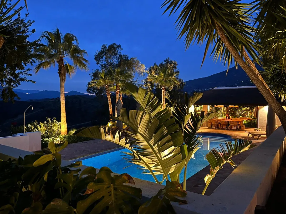 07fca28c-70b0-4840-bb97-0b2a7d3c6963