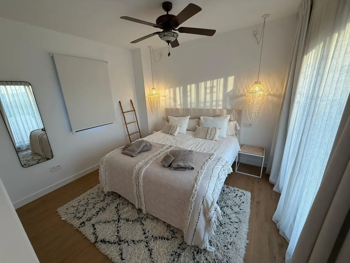 10714b0a-a0f1-4676-8545-532b8bad41e9