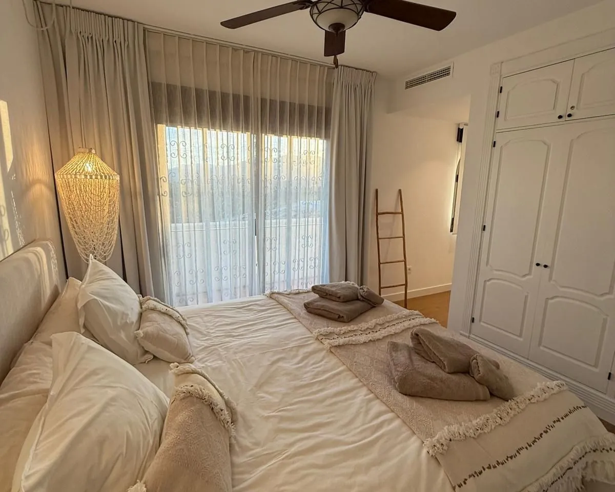 580cbf34-dfe1-494d-a51d-b7f0c6f5f97c