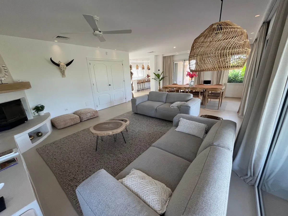 7da10c8e-d58c-434a-9a3a-3288f3c213bd