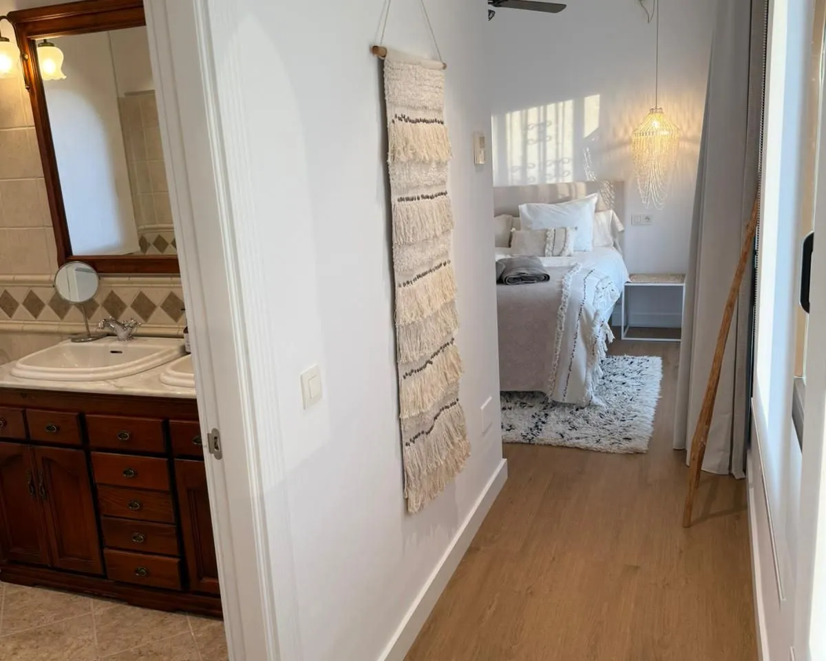 92ae2e58-2828-486a-ab9c-41c6ba188ce5