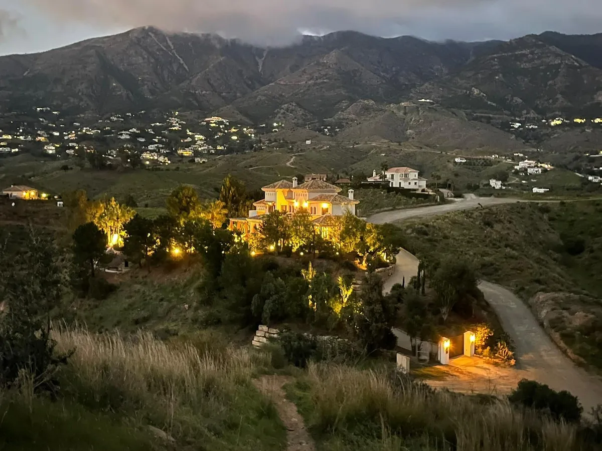 c351c903-44d1-44c3-8262-f0f997d373ea