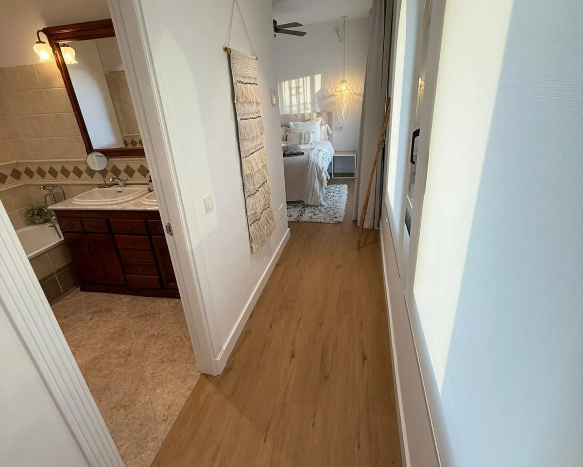 fdfaba0e-0f1e-49da-ac42-0a9184ab92b2