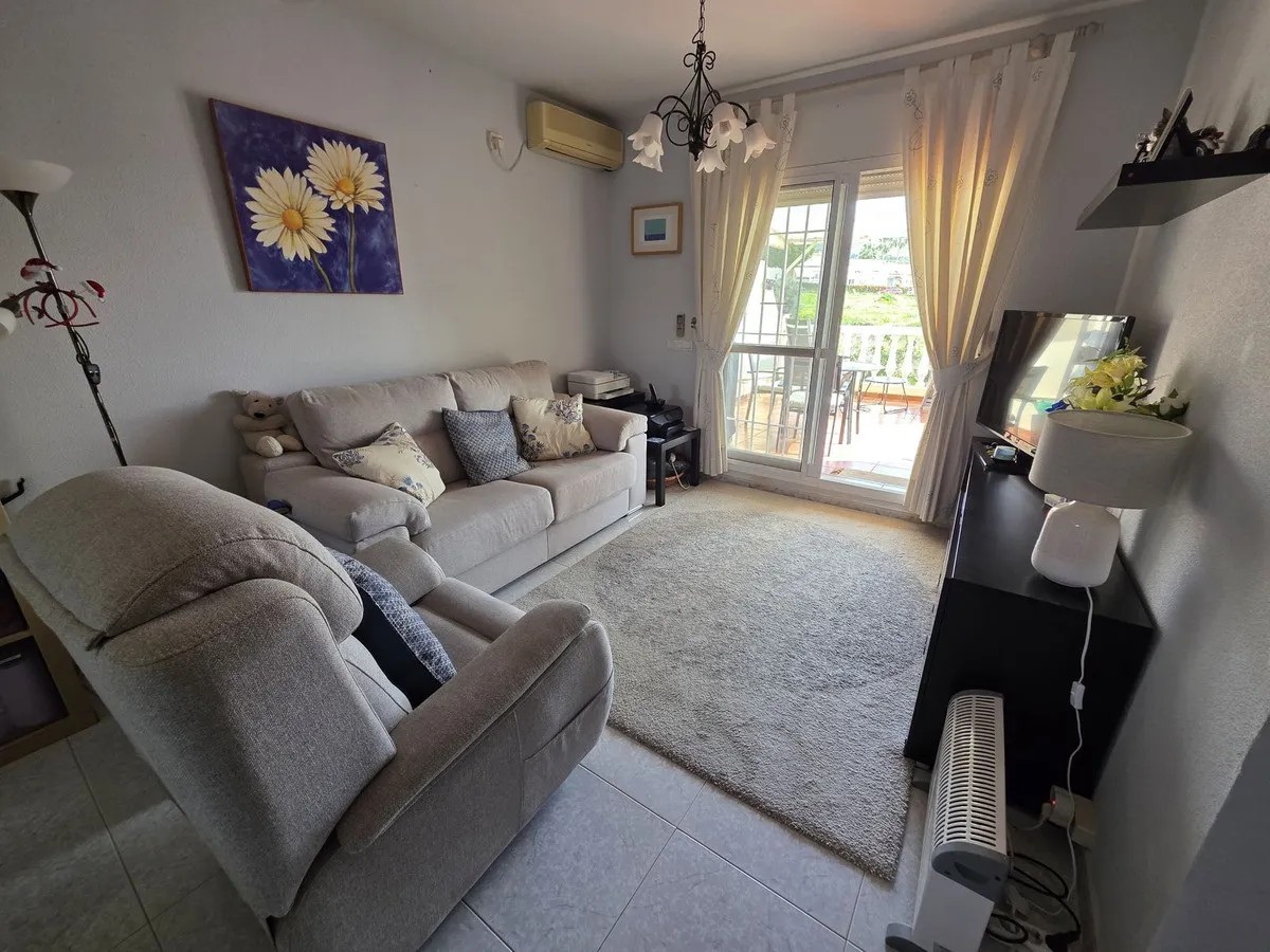 b0b6ccff-bb19-4175-aade-17e64e4b7702