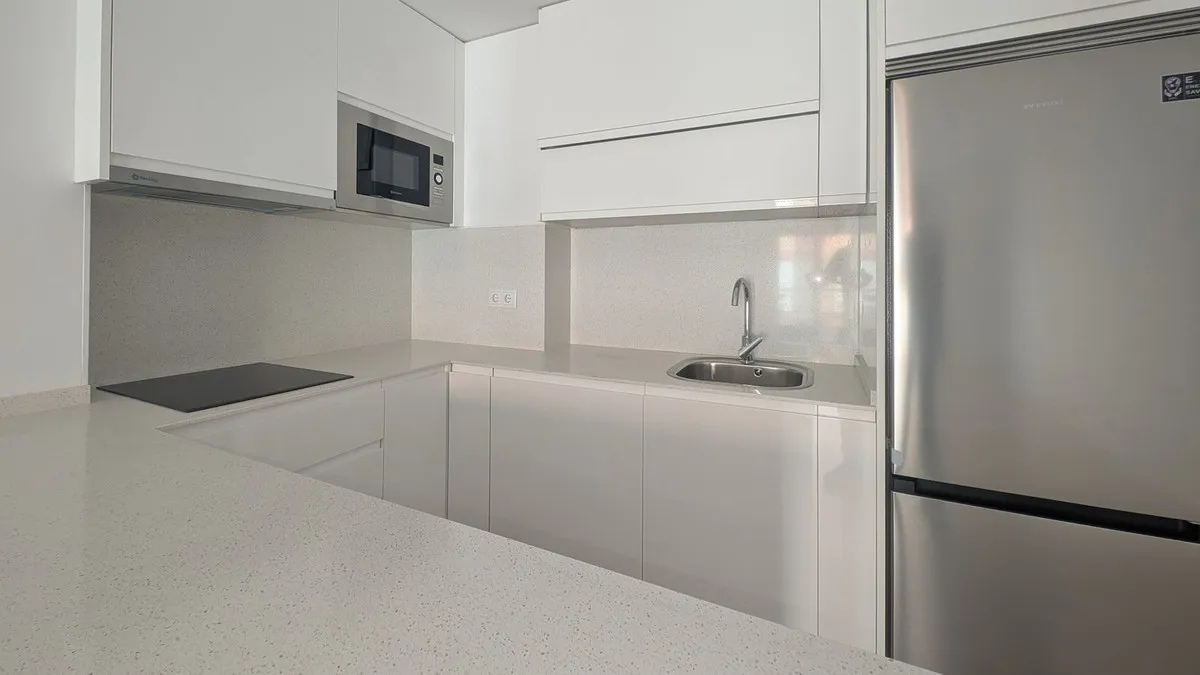 ccc093bd-c76c-471f-9eee-15c683b4037a