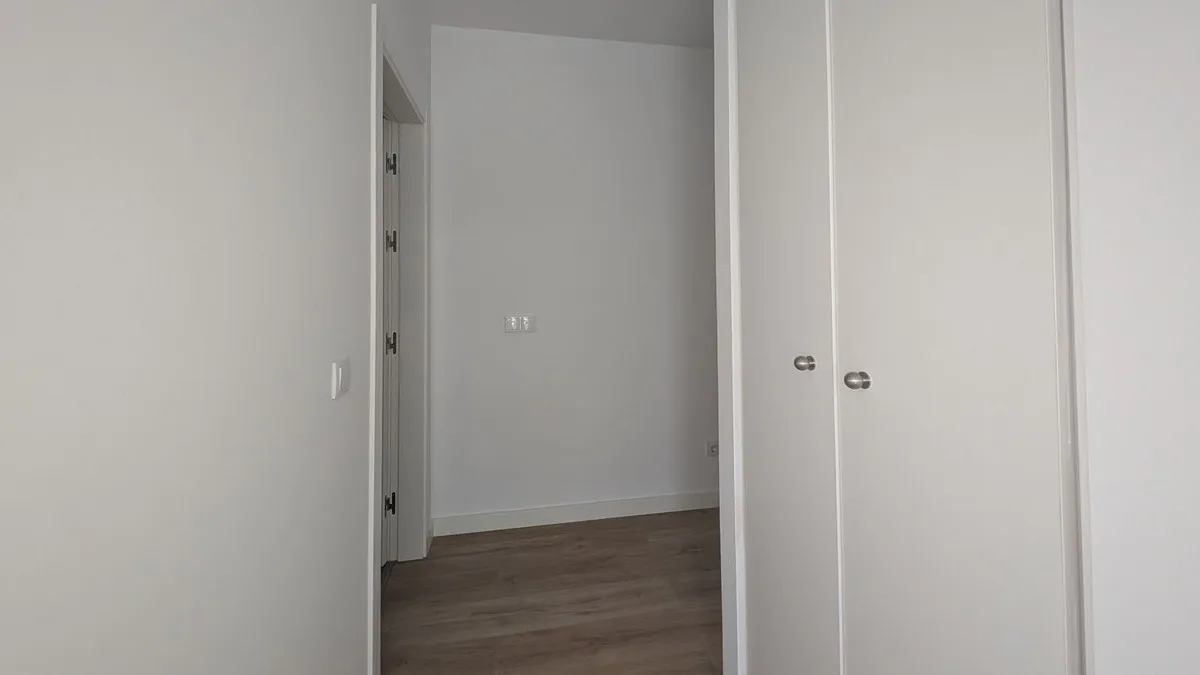 db4fd99f-19c7-4181-8688-1fd660749a68