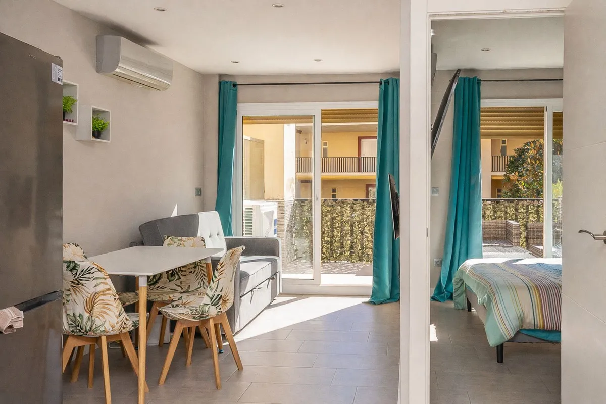 46319314-b149-43e5-ae90-b159d7b5907a