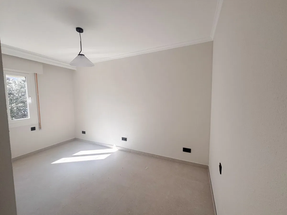 52b3b040-9ee9-4766-a6d4-470219b2e310