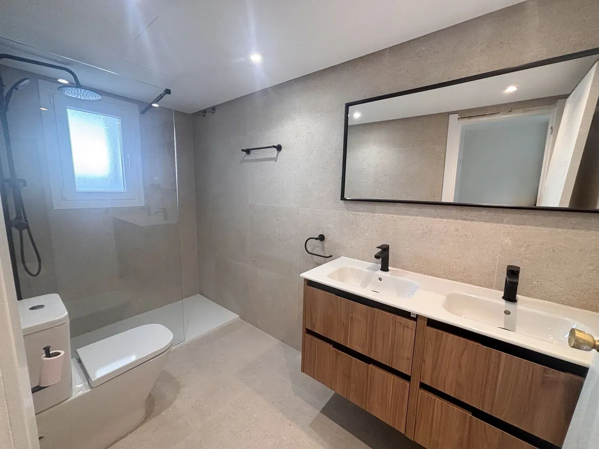 926a718b-e4f4-4342-99e6-d3fbbf626268