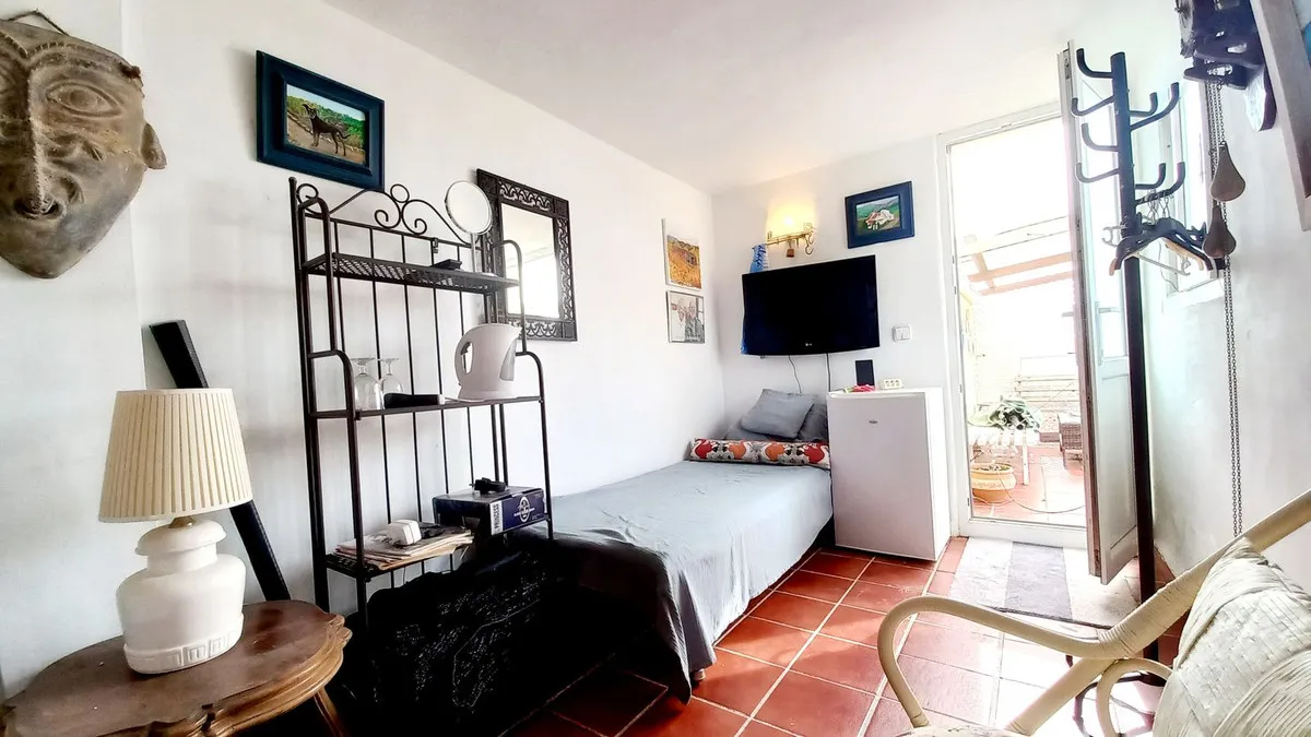 055f314a-aba2-4c43-b1d2-f1a62d9013f9