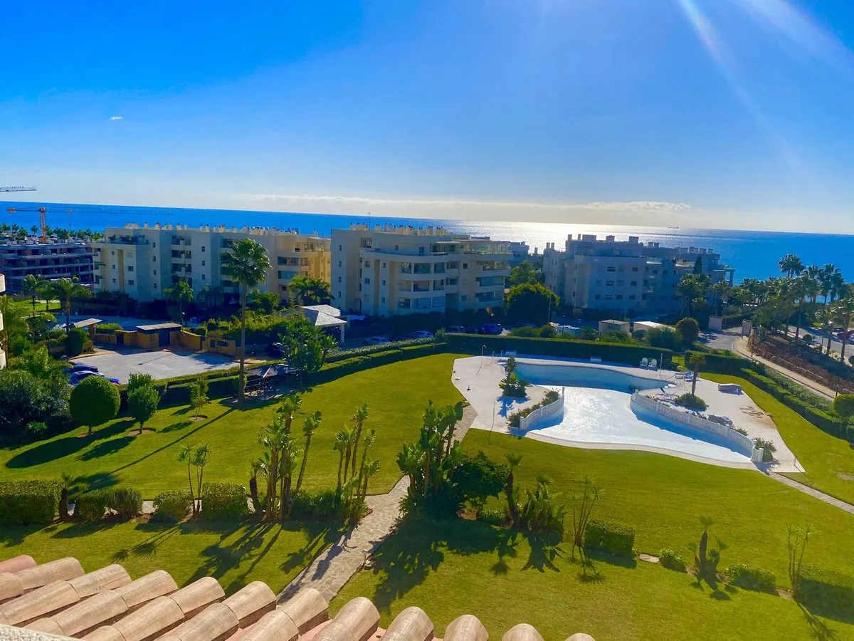 4bd7053a-1533-43b4-b38e-c6c40a0e9c92