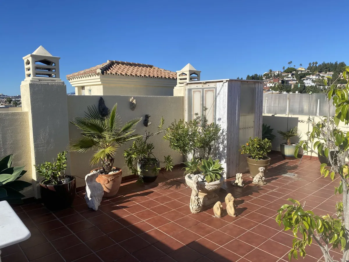 808d16ca-0954-4d82-98c9-7efaa3d9d2b7