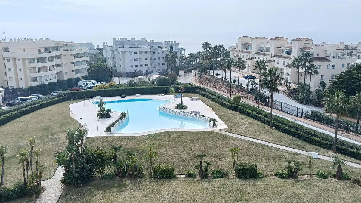 f57b125a-6ccf-4e7e-a361-8bfd01fa5a34