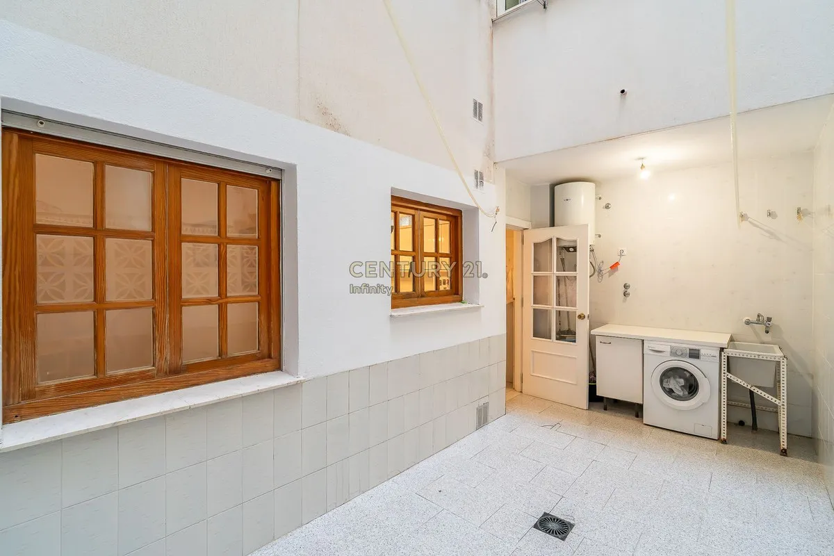 87bc93b1-525b-42db-a7b6-096b2a60ca95