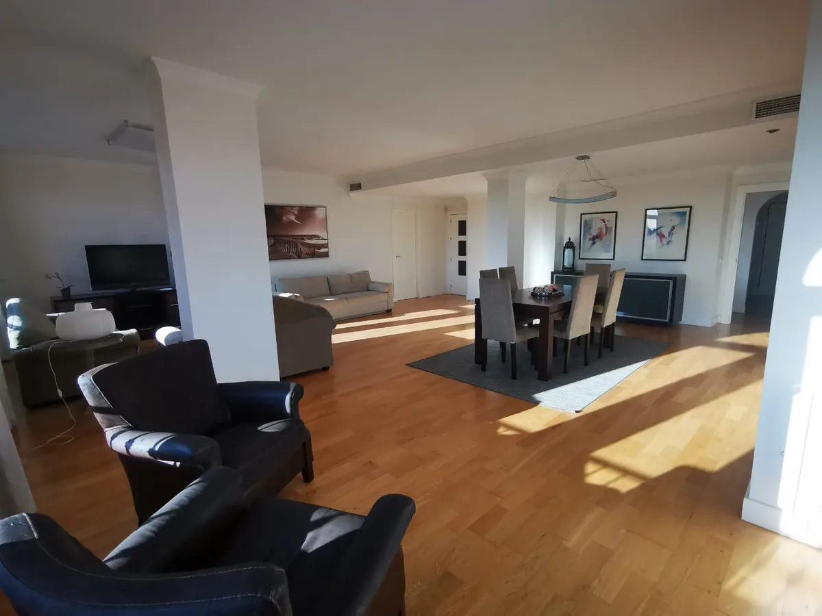 1a598d77-8c92-4525-91c7-c8ea1427fceb