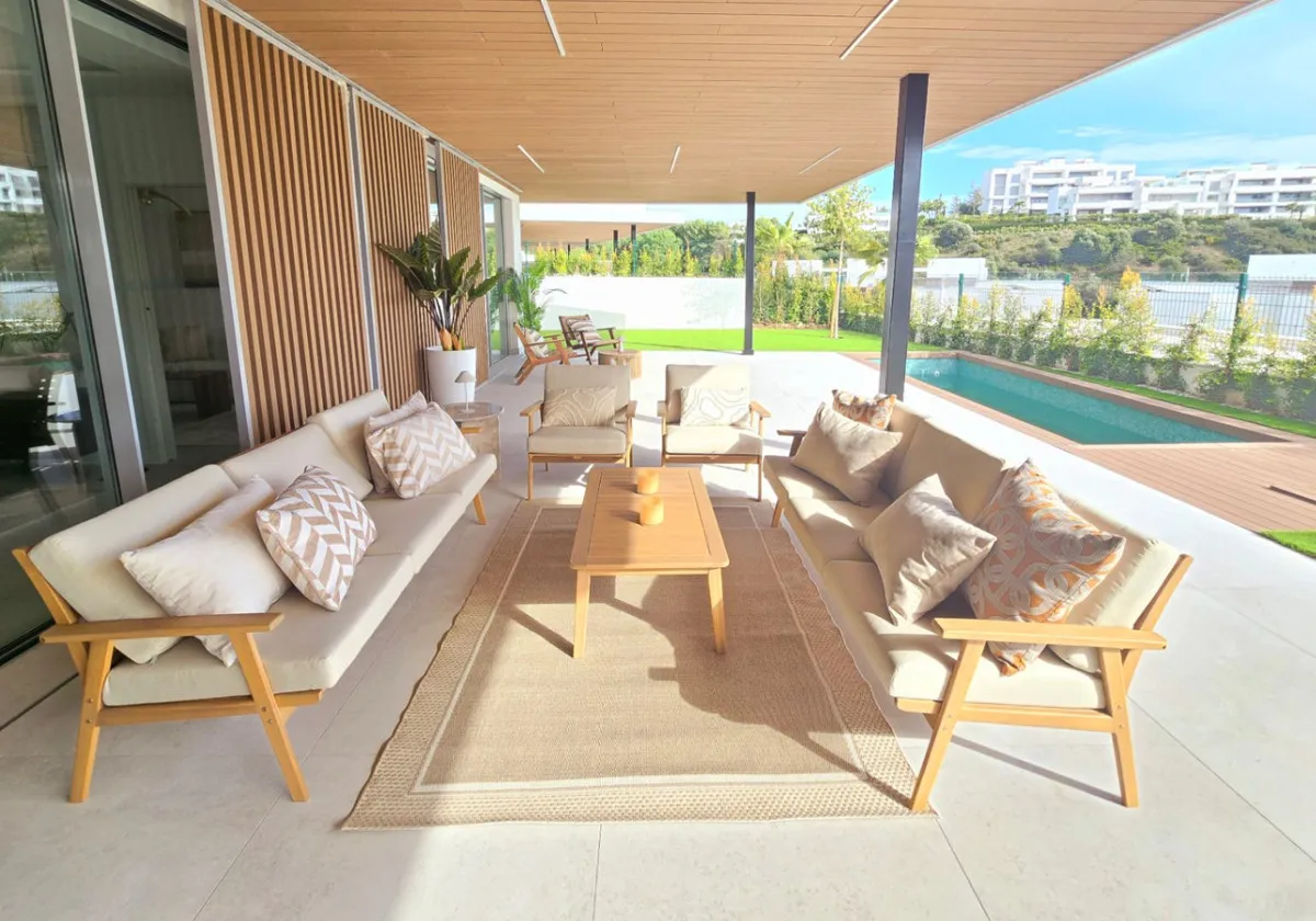 1d1caca5-c50d-43ce-9285-17f8ff6f09ac