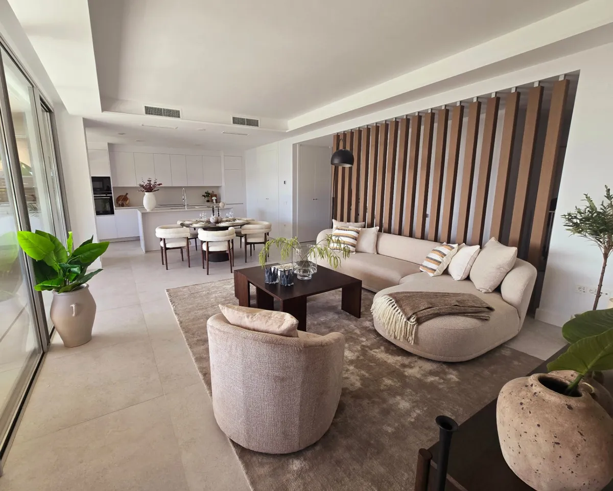 573b782f-23bc-469f-9b68-f9324d1ec334