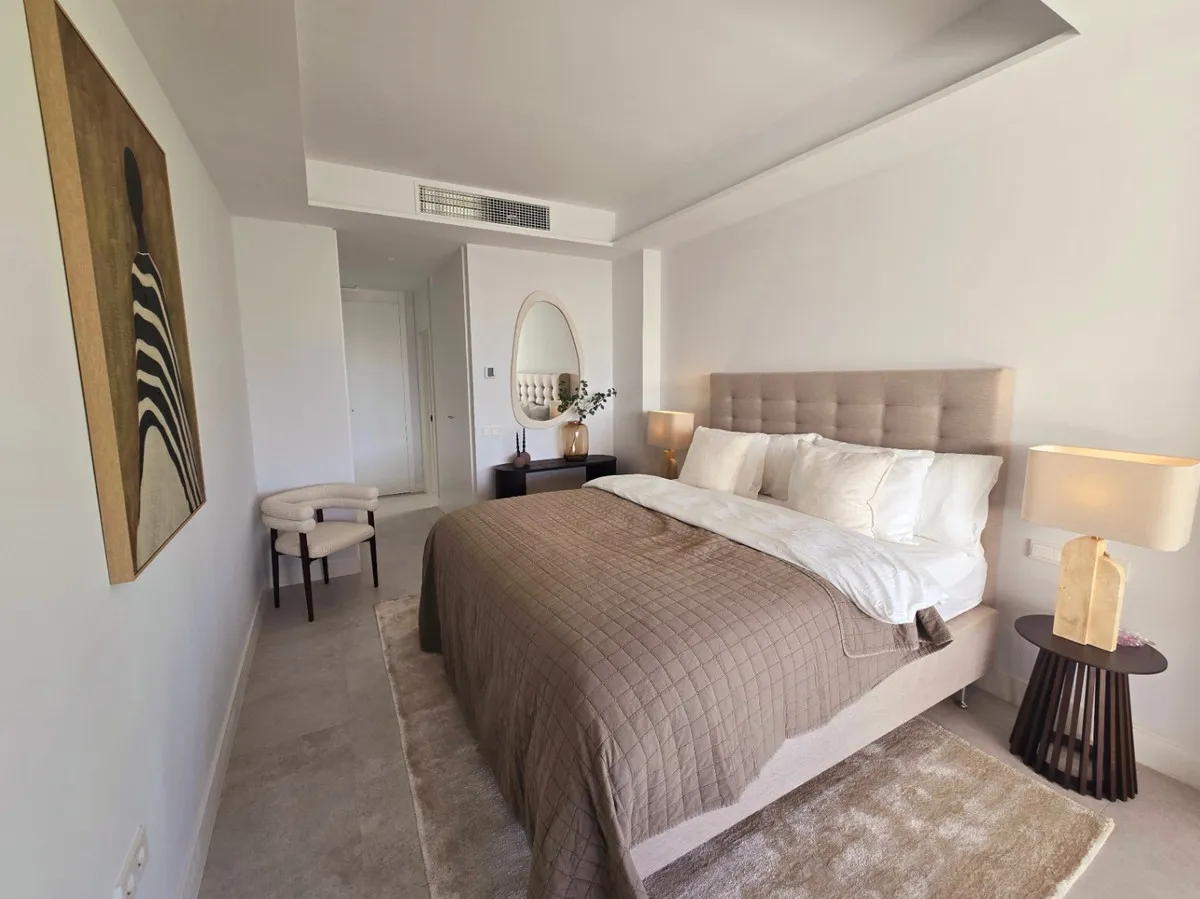 bd5166cb-027c-44ff-8dac-374b718f6972