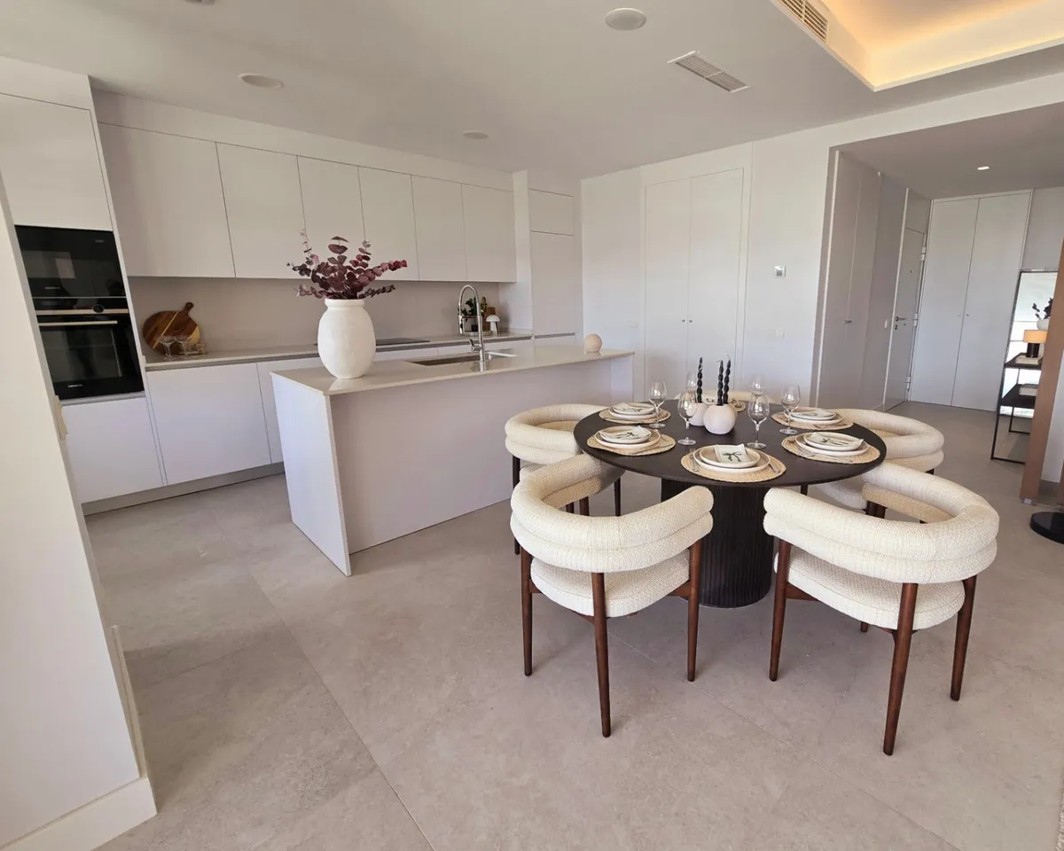 d73b3f2f-3599-4cbd-a9e5-37085081550e